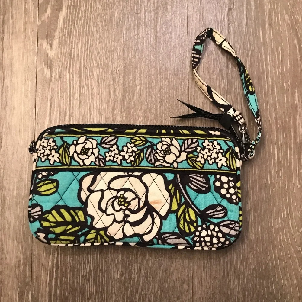 Vera Bradley Iconic Mint Flowers Accordion Wristlet Wallet‎ Bag - Picture 2 of 6